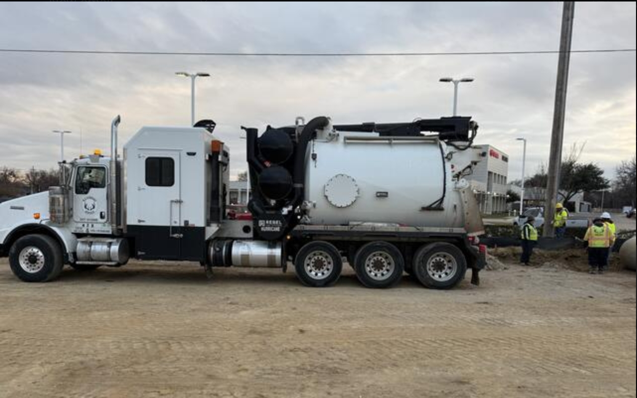 B-4 HYDROVAC SERVICES-TX image